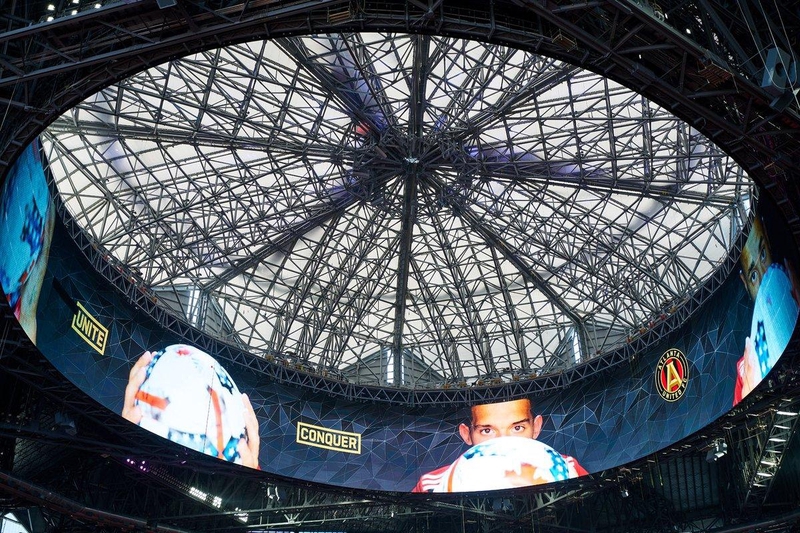 Mercedes-Benz Stadium 'lofty' looks - Coliseum