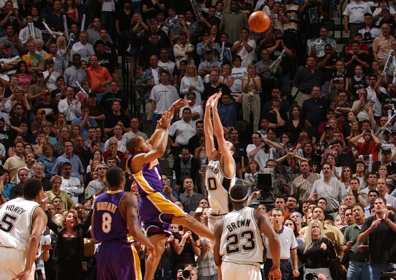 '0.4' Seconds to Save the World | A Look Back at Derek Fisher's ...