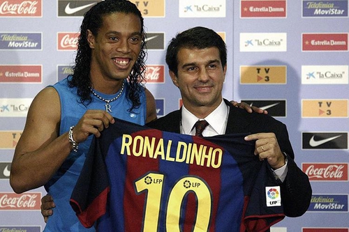 Brazilian Soccer Star Ronaldinho 'Memba Him?!